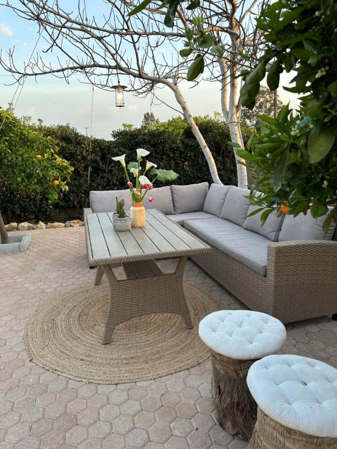 Villa Aspasia With Private Jacuzzi - Oasis Resort コキノス・ピルゴス エクステリア 写真
