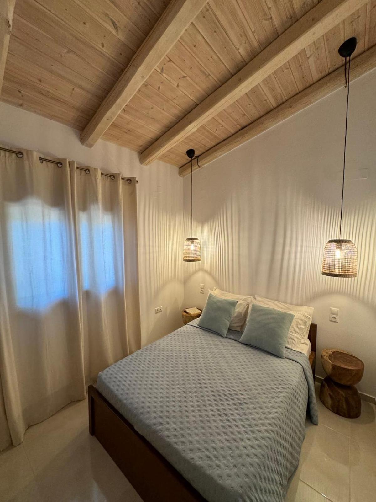 Villa Aspasia With Private Jacuzzi - Oasis Resort コキノス・ピルゴス エクステリア 写真