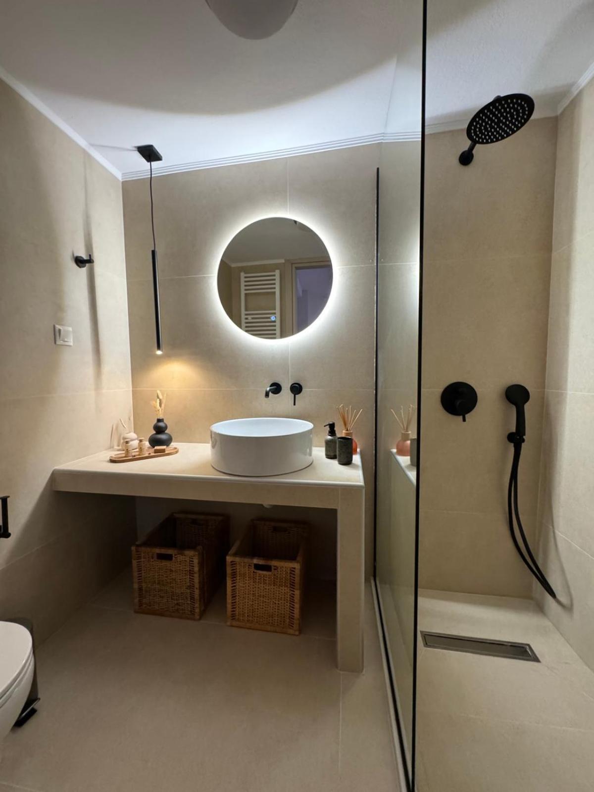 Villa Aspasia With Private Jacuzzi - Oasis Resort コキノス・ピルゴス エクステリア 写真